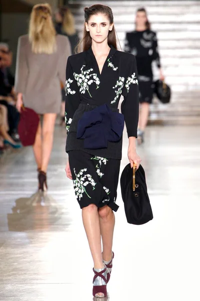 Look 23